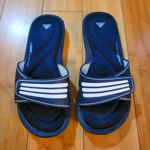 Adidas Fitfoam slides - Picture 1 of 6